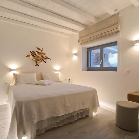 Villa Iakinthos At Mykonian Kazarte Luxury