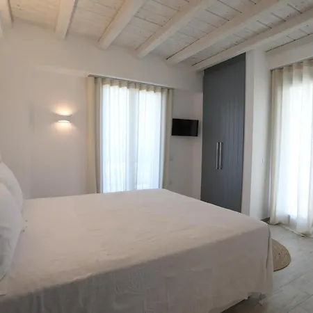 Villa Iakinthos At Mykonian Kazarte Luxury