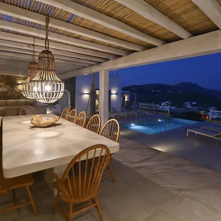 Iakinthos At Mykonian Kazarte Luxury